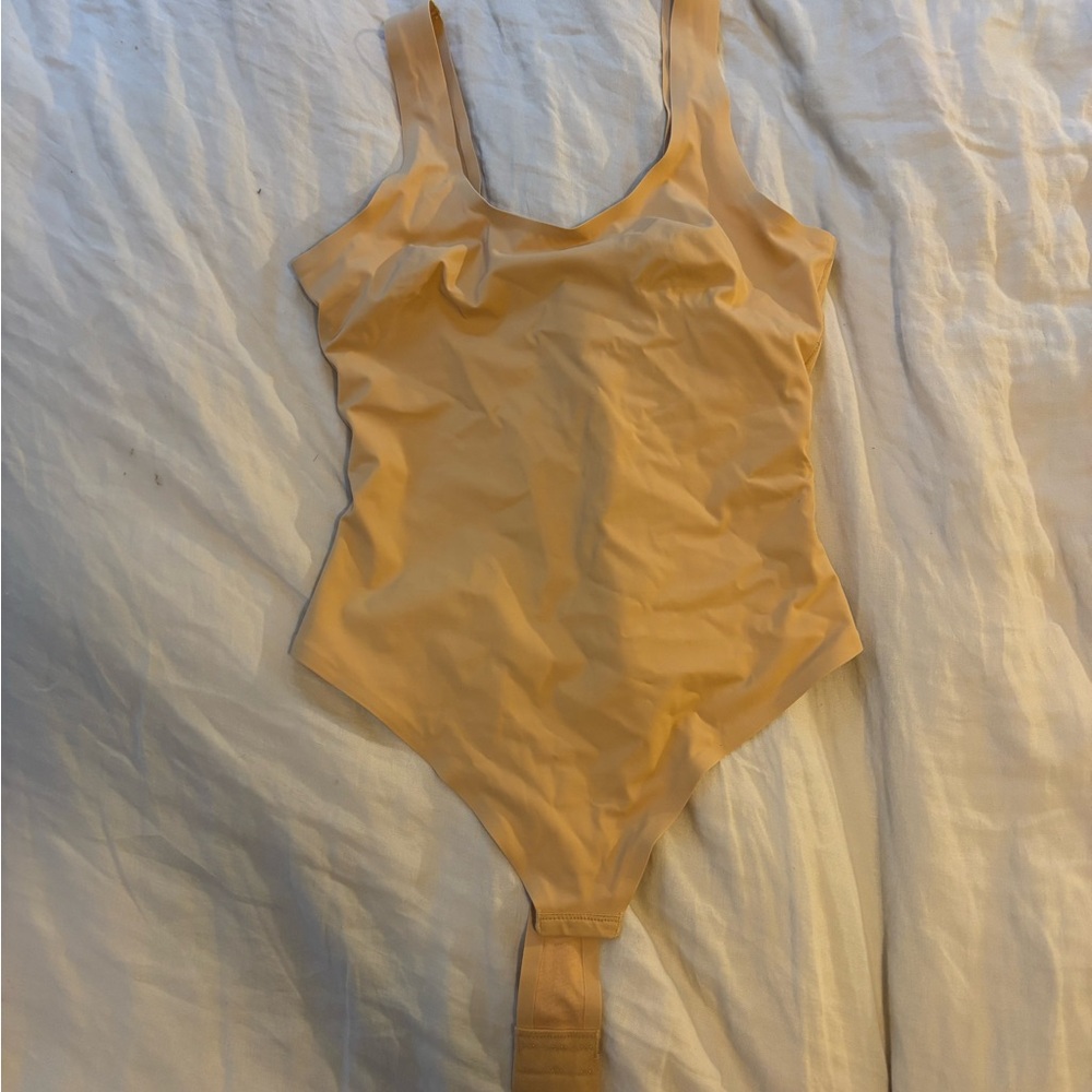 Pinsy Beige Scoop Neck Thong Shapewear Bodysuit